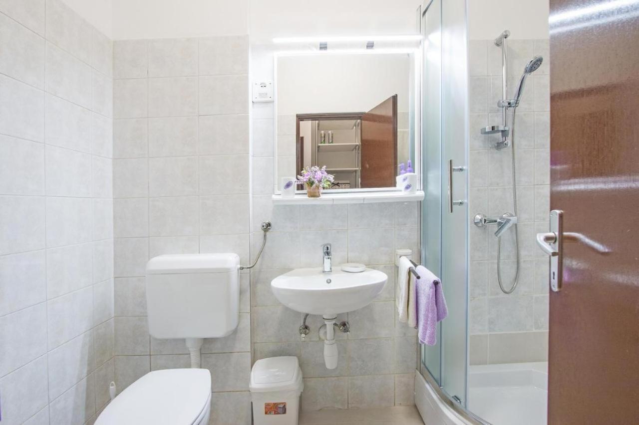 Apartment Andrejka Peroj Ngoại thất bức ảnh